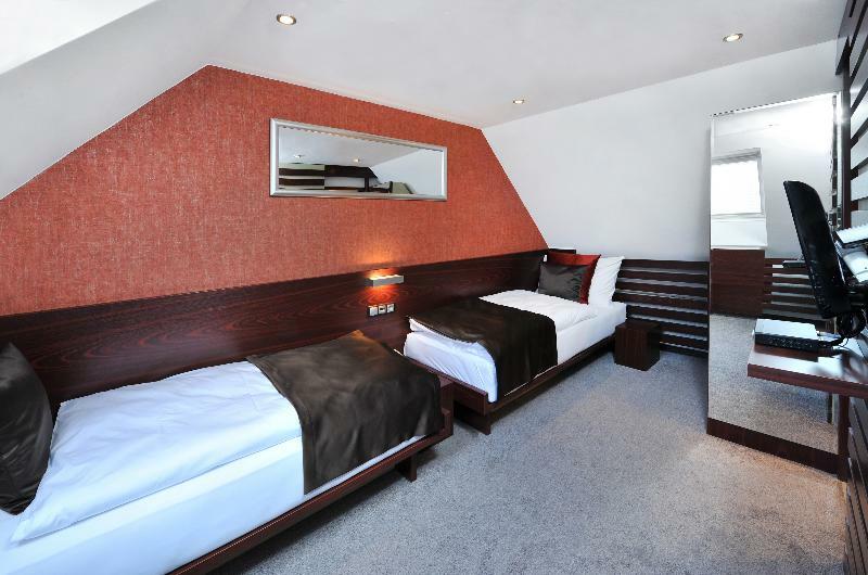 BEIGLI Hotel&Garden Bratislava Buitenkant foto